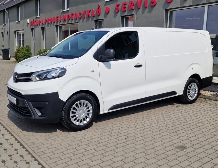 Toyota ProAce Skříň 2,0 l 106 kw