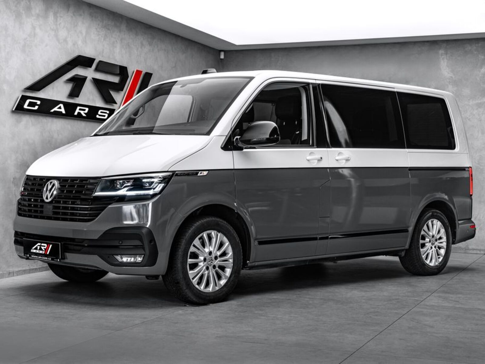 Volkswagen Multivan 1