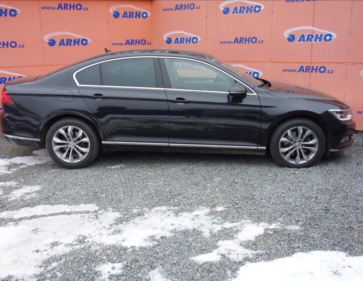 Volkswagen Passat Sedan 2,0 l 140 kw