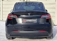 Tesla Model Y 6
