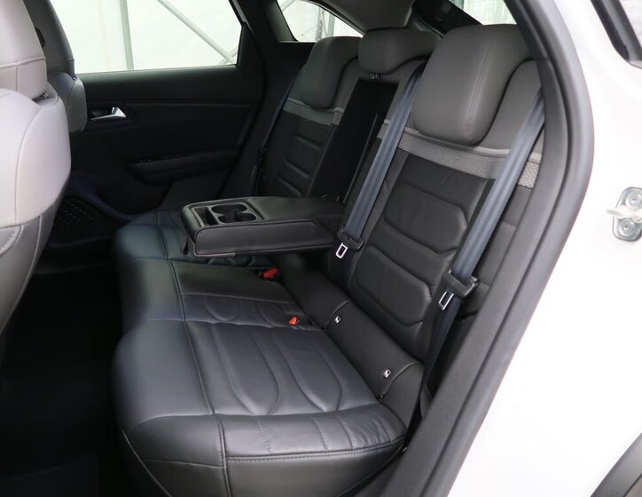 Citroën C5 X Kombi 1,6 l 133 kw