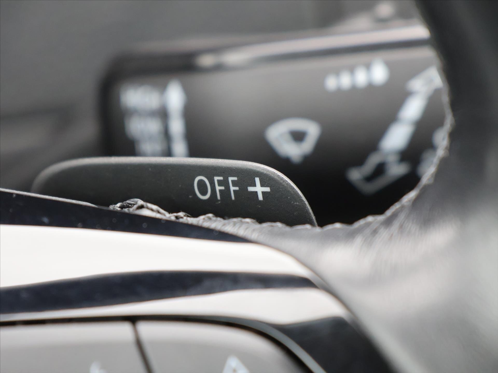 Volkswagen Golf Kombi 1,5 l 110 kw