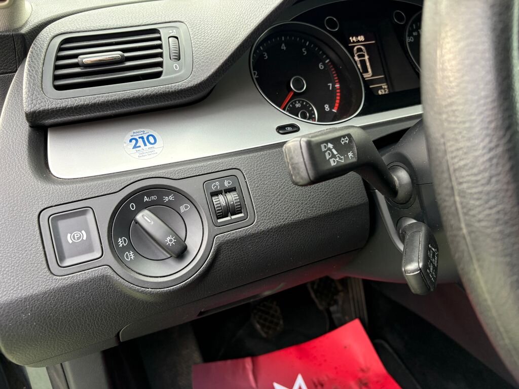 Volkswagen Passat Kombi 1,4 l 90 kw