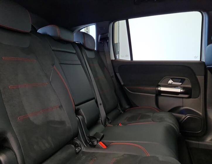 Mercedes-Benz EQB 19