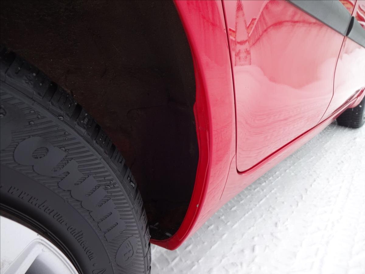 Toyota Yaris Hatchback 998,0 51 kw