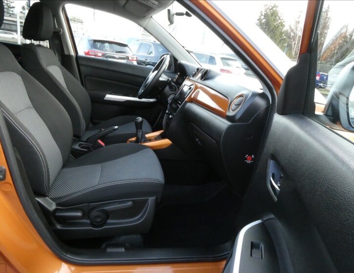 Suzuki Vitara 27