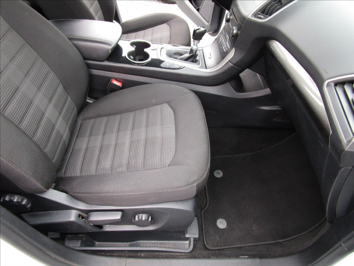 Ford Galaxy MPV 1,5 l 121 kw