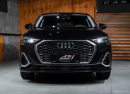 Audi Q3 6