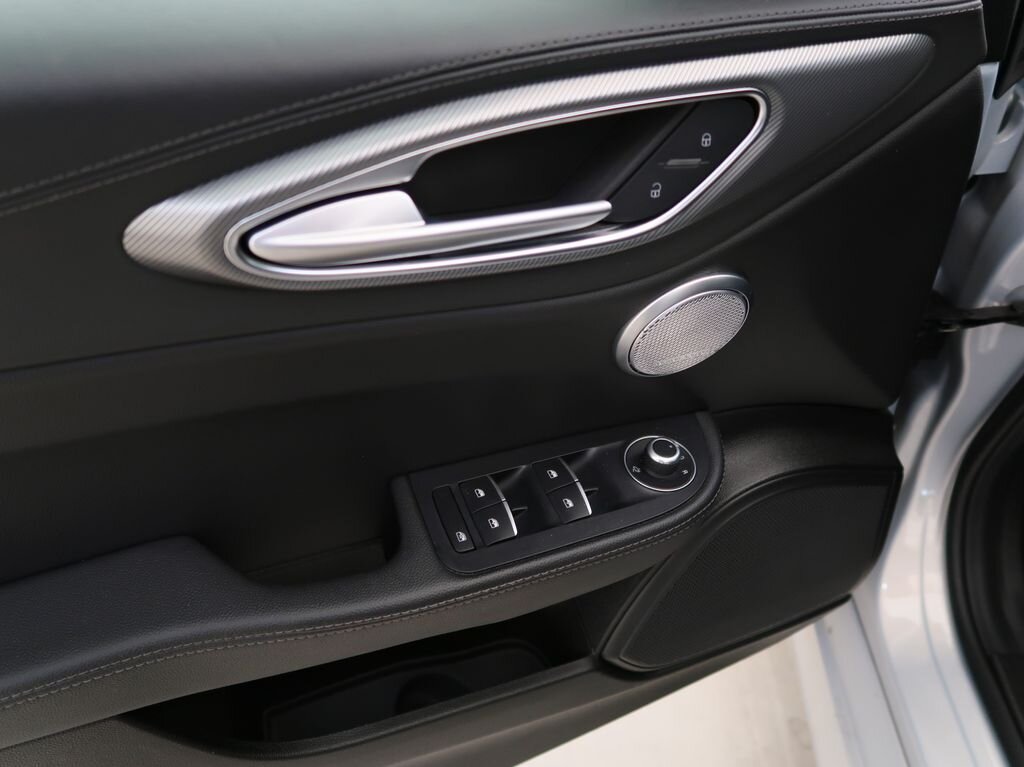 Alfa Romeo Giulia Sedan 2,0 l 206 kw