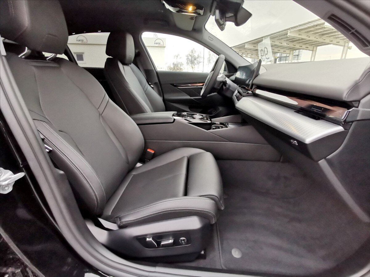 BMW i5 Sedan 0,0 290 kw