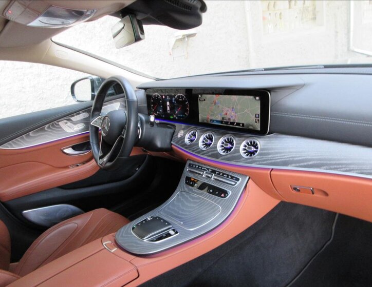 Mercedes-Benz CLS Sedan / Limuzína 3,0 l 270 kw