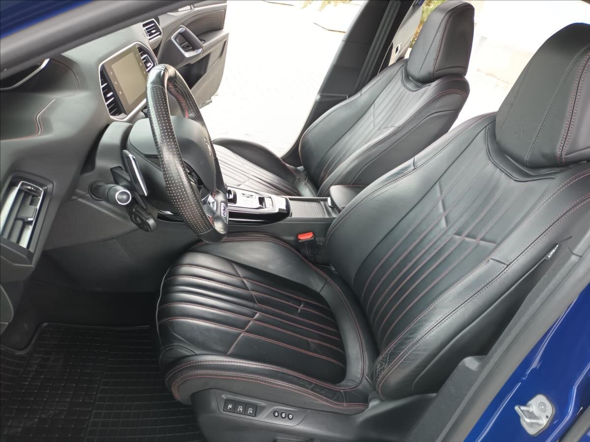 Peugeot 308 Hatchback 2,0 l 130 kw