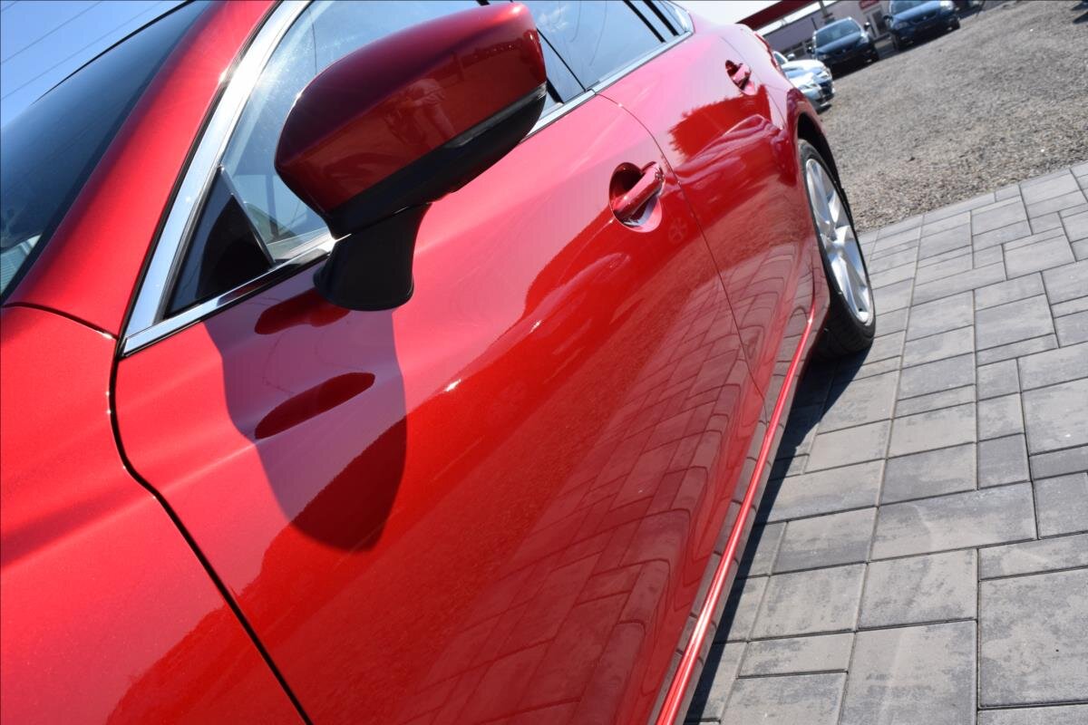 Mazda 6 Sedan / Limuzína 2,5 l 141 kw