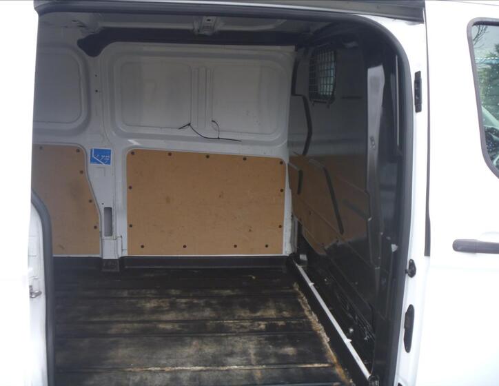 Ford Transit Custom 21