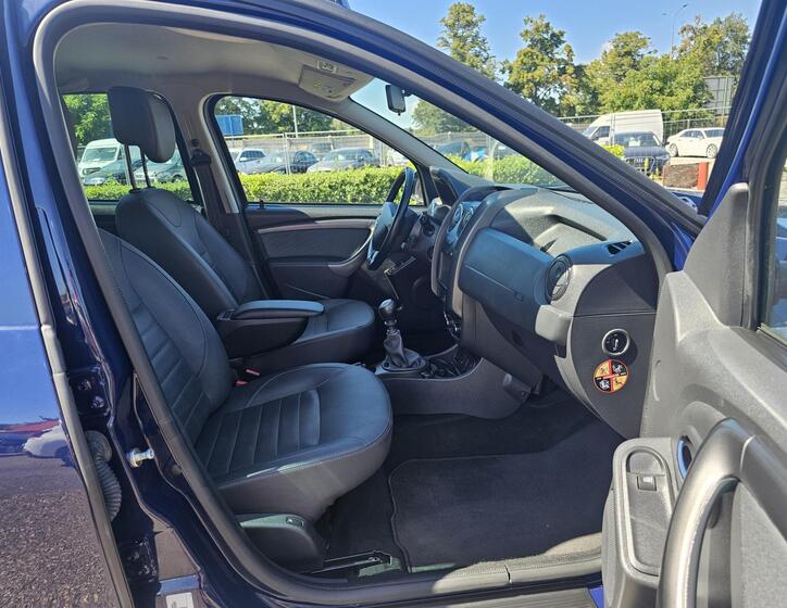 Dacia Duster 22