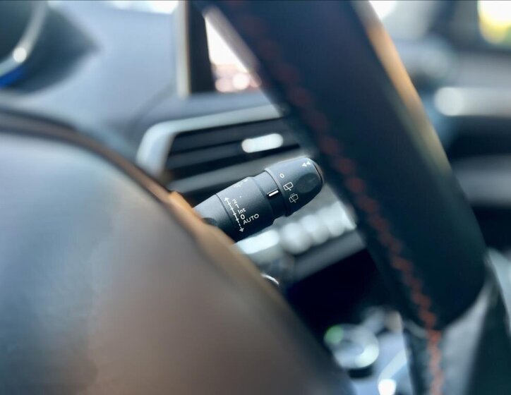 Peugeot 3008 SUV / Terénní 1,2 l 96 kw