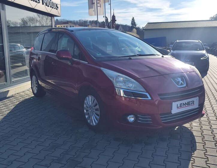 Peugeot 5008 MPV 2,0 l 120 kw