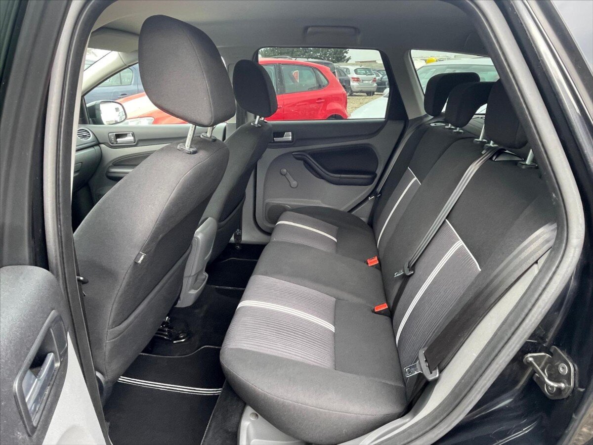 Ford Focus Kombi 1,6 l 74 kw