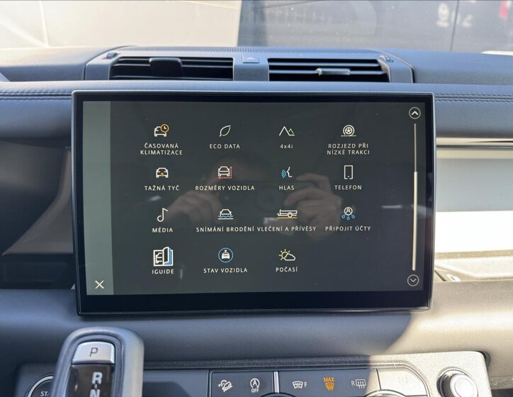 Land Rover Defender SUV / Terénní 3,0 l 294 kw