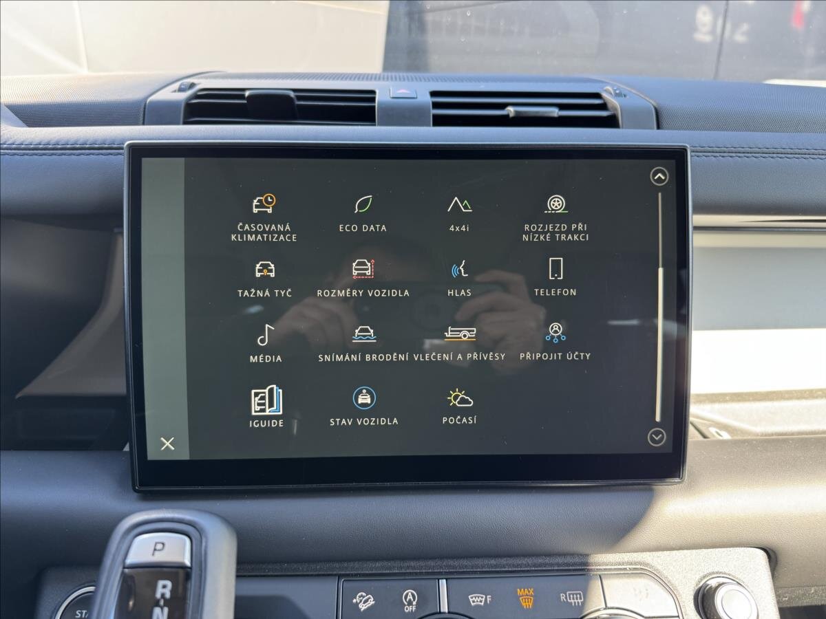 Land Rover Defender SUV / Terénní 3,0 l 294 kw