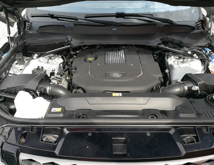 Land Rover Range Rover Kombi 3,0 l 225 kw