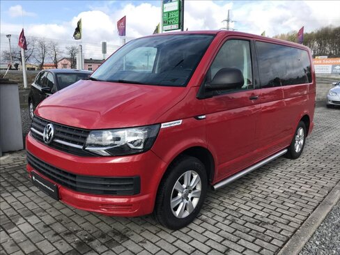 Volkswagen Transporter Kombi 2,0 l 62 kw