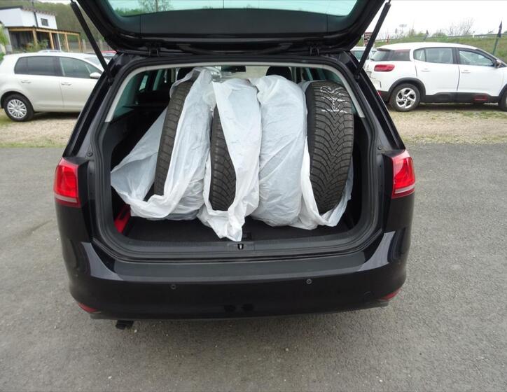 Volkswagen Golf Kombi 1,6 l 81 kw