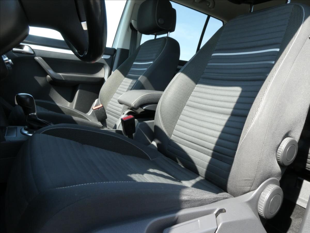 Volkswagen Touran MPV 1,4 l 103 kw