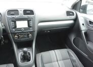 Volkswagen Golf 13