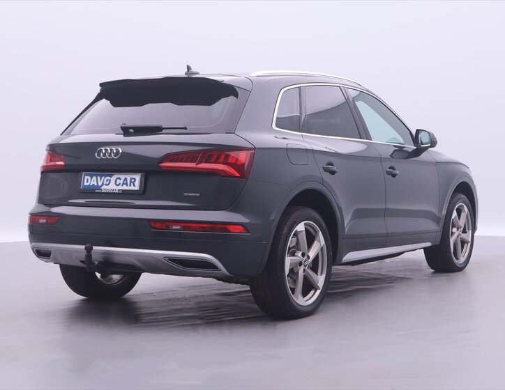 Audi Q5 SUV 2,0 l 140 kw