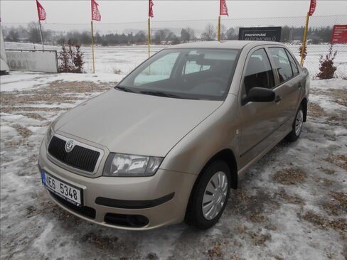 Škoda Fabia Sedan / Limuzína 1,2 l 47 kw