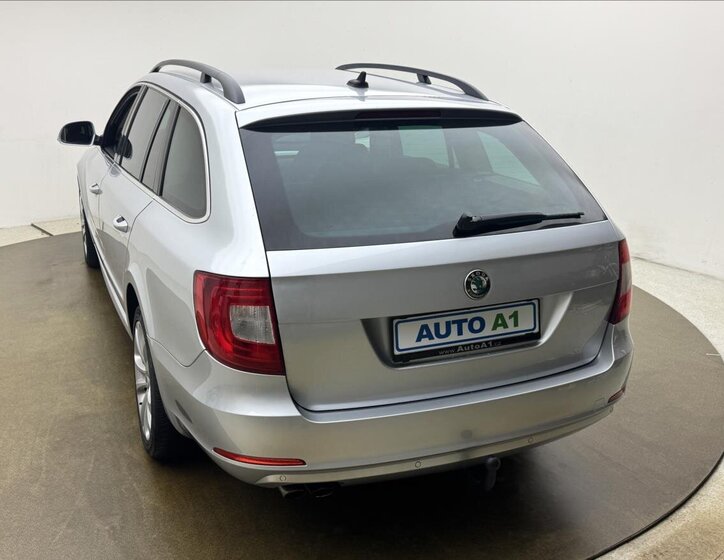 Škoda Superb Kombi 2,0 l 103 kw
