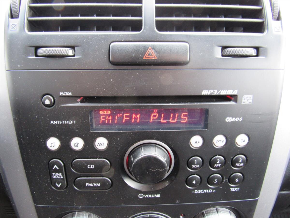 Suzuki Grand Vitara SUV 2,0 l 103 kw