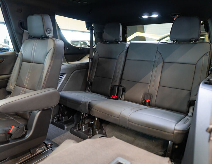 Chevrolet Tahoe SUV 6,2 l 313 kw