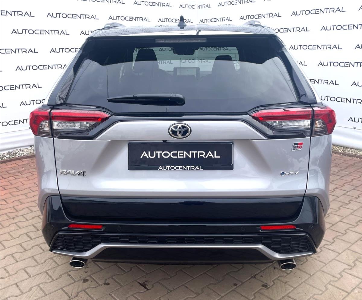 Toyota RAV4 SUV 2,5 l 219 kw