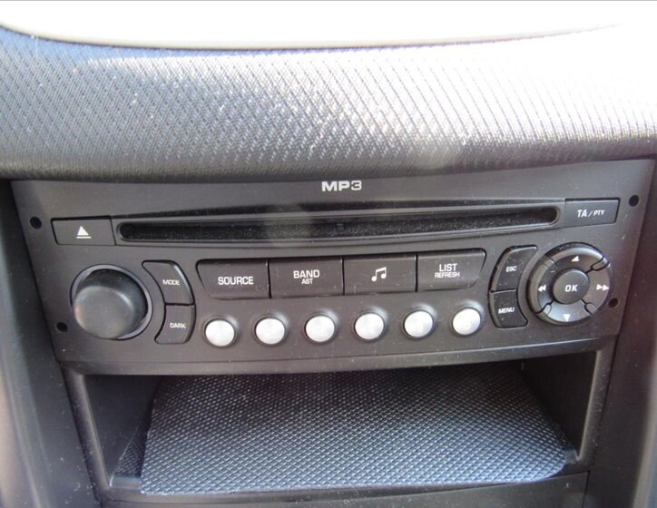 Peugeot 207 Hatchback 1,4 l 70 kw