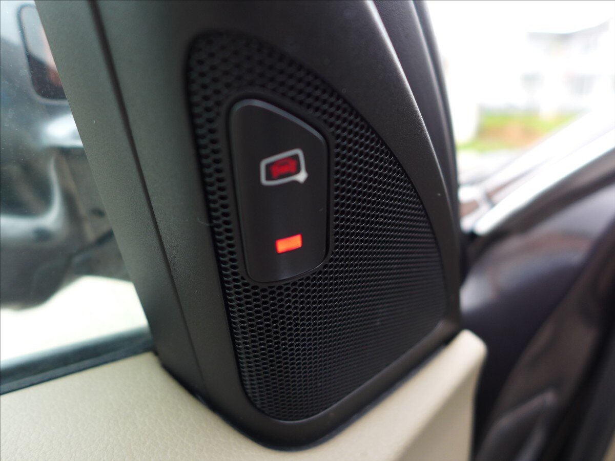 Audi A4 Kombi 2,0 l 105 kw