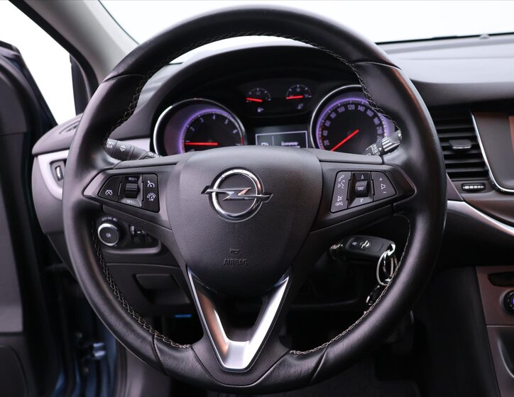 Opel Astra Kombi 999,0 77 kw