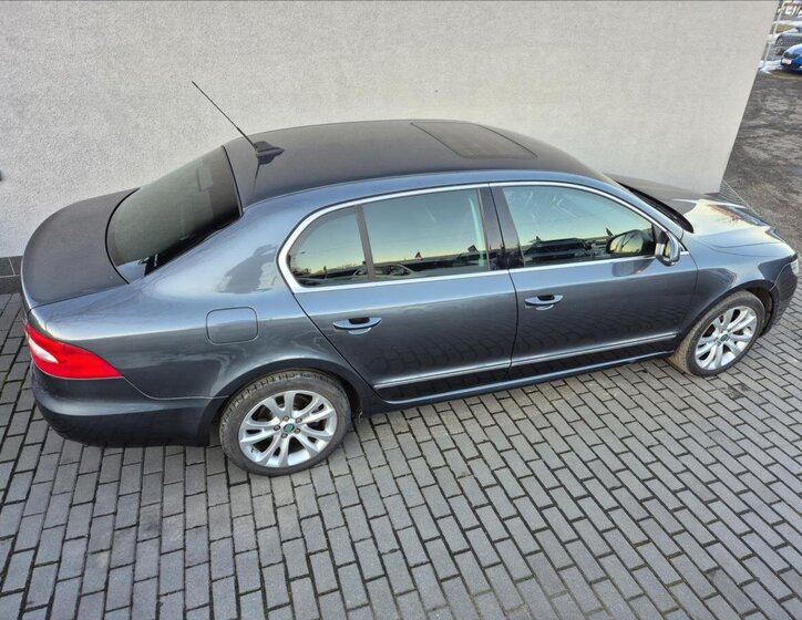 Škoda Superb Sedan 2,0 l 125 kw