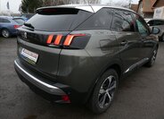 Peugeot 3008 SUV 1,6 l 121 kw