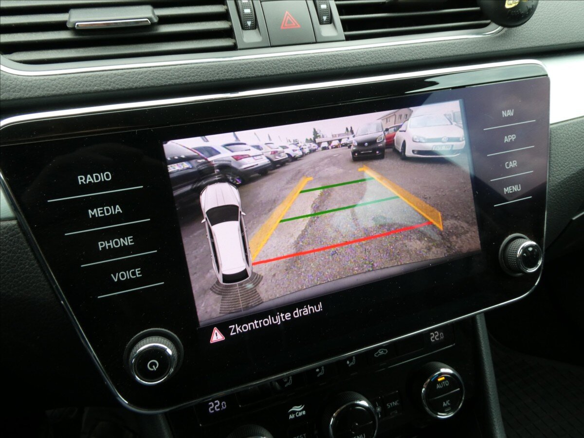 Škoda Superb Kombi 1,6 l 88 kw