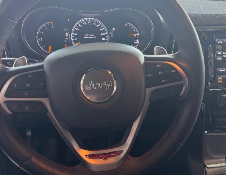 Jeep Grand Cherokee 14