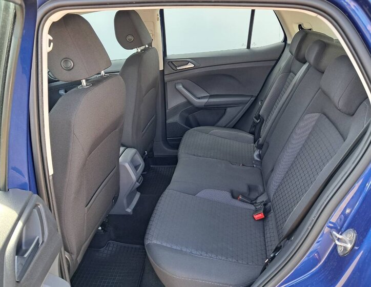 Volkswagen Ostatní Hatchback 999,0 85 kw