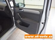 Volkswagen Touran 23