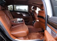 BMW Řada 7 Sedan / Limuzína 6,6 l 430 kw