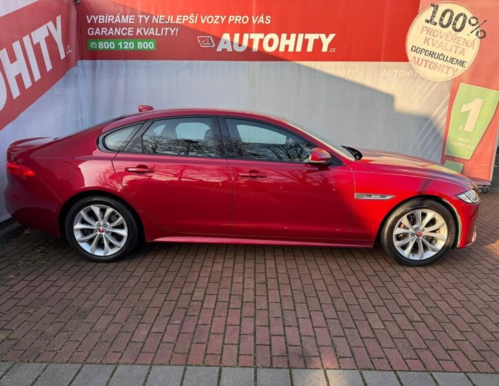 Jaguar XF 7