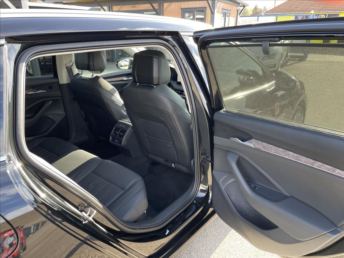 Škoda Superb Kombi 2,0 l 110 kw