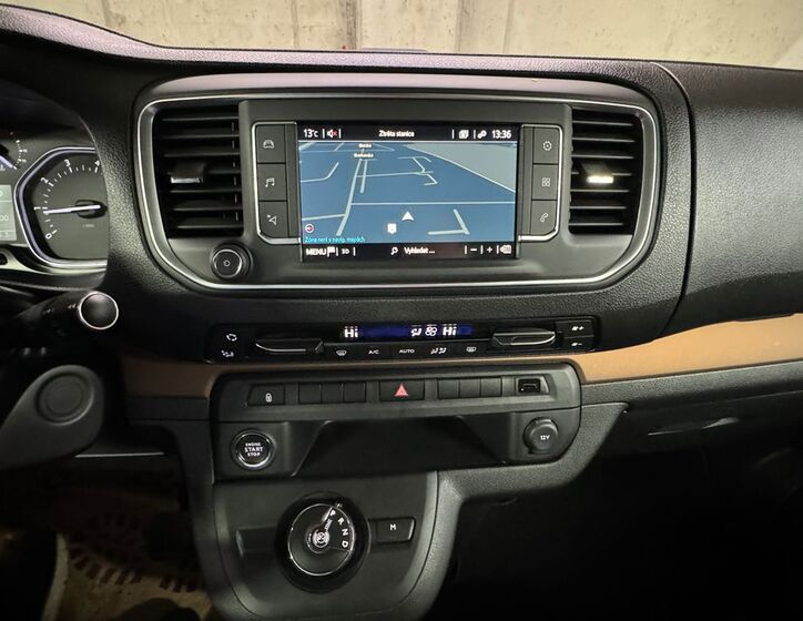 Toyota ProAce Verso 17