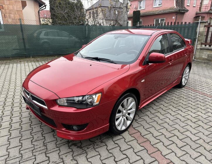 Mitsubishi Lancer Sedan 1,8 l 105 kw
