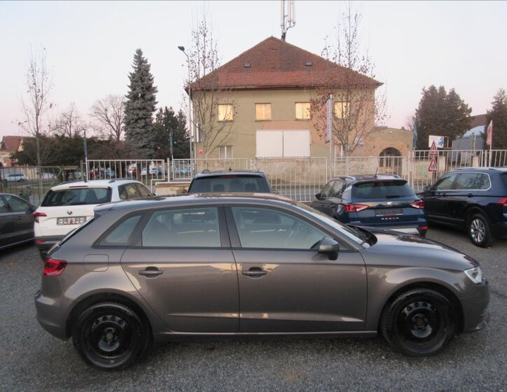 Audi A3 Hatchback 1,6 l 81 kw